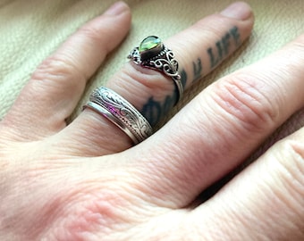 Anillo vintage de filigrana de plata esterlina / piedra verde
