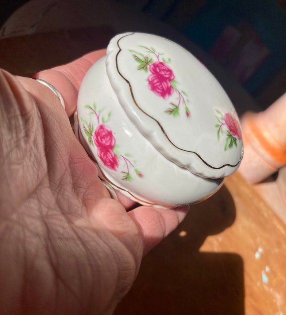 Vintage Tiny Porcelain Hand Painted Pink Rose Gol… - image 4