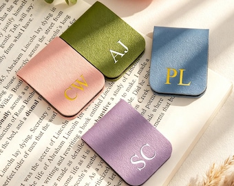 Custom Initial Magnetic Bookmark,Personalized Faux Leather Reader Gift,Thoughtful Gift for Readers, Book Accessories,Gifts For Book Lovers