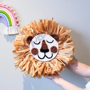 Handmade Lion Head Wall Decoration,Lion Face Raffia Wall Hanging,Nursery Decor,Bohemian Wall Decor,Animal Wall Hanging,Kids Room Decor