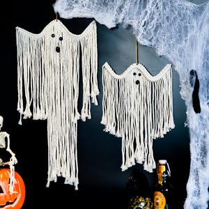 Handmade Macrame Ghost Spooky Wall Hanging, Handmade Halloween Boho Decor, Ghost Macrame,Gothic Tapestry, Home Decor, Halloween Decorations