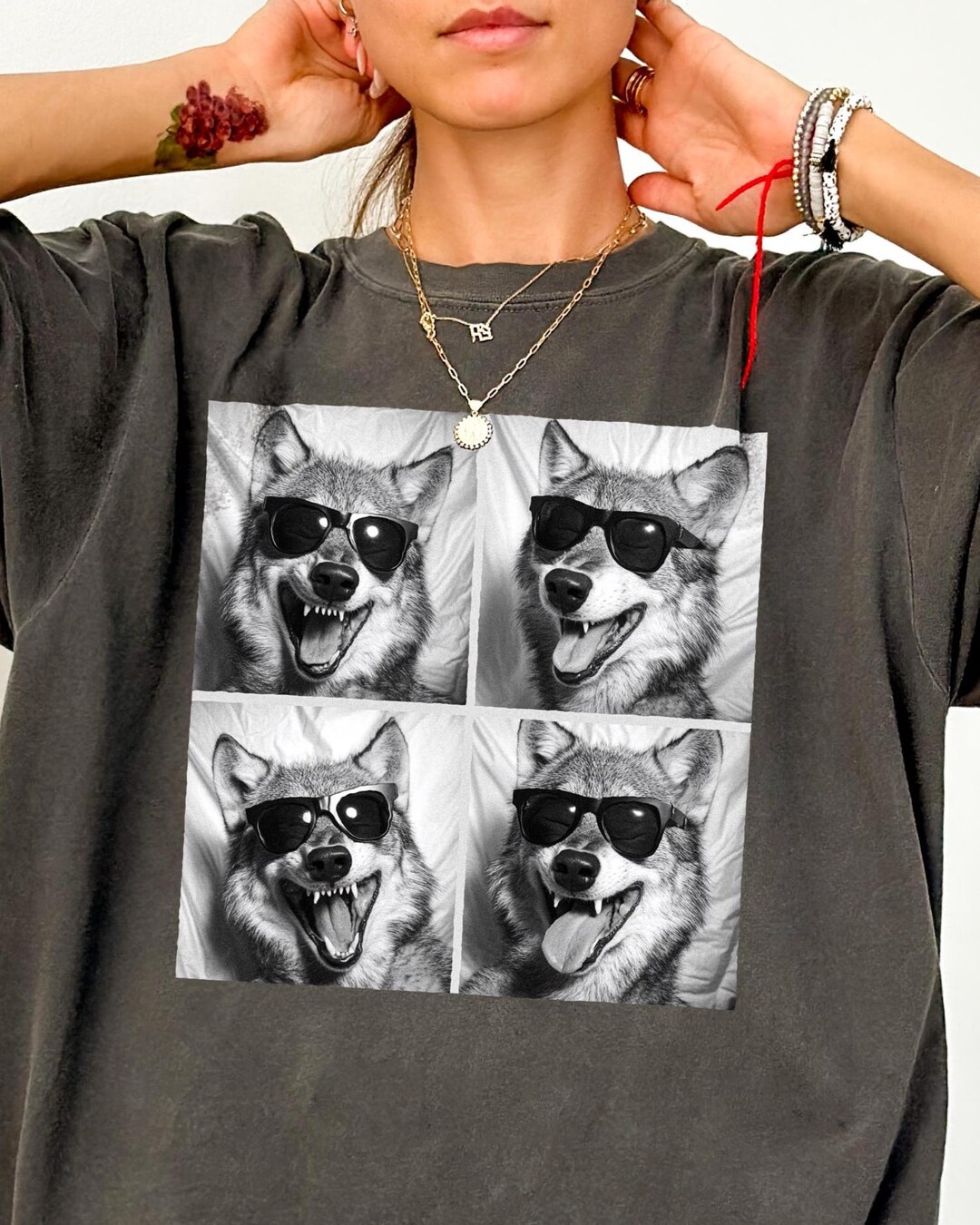 Funny Alpha Wolf Photobooth Shirt, I Got That Dog in Me Meme Graphic ...