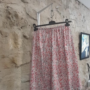 Floral skirt, size 38 skirt, women&#39;s skirt