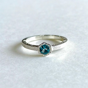 London Blauer Topasring
