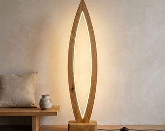 Sculpturale eiken vloerlamp – handgemaakte led-accentverlichting
