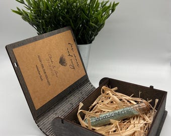 Personalized wooden wedding gift with test tube "Wish Granter" - Gift box with names and date - Wedding keepsake