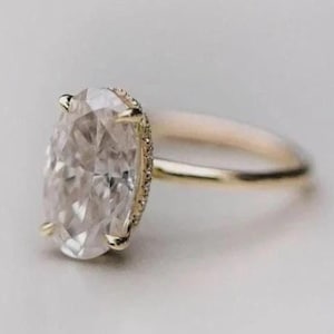 Anillo de compromiso de moissanita incolora de corte ovalado de 3 quilates con halo oculto, anillo de oro de 14 quilates, anillo solitario ovalado, anillo de bodas con halo oculto para aniversario.
