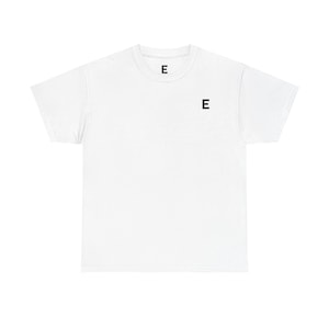 Camiseta minimalista unissex com a letra E, blusa casual de algodão, camiseta gráfica para uso diário, presente para fãs, roupa de lazer, estilo simples