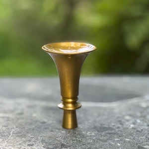 Antique brass lamp finial