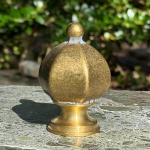Solid brass lamp finial