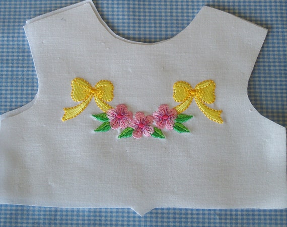 18 Inch size / Farmcookies Embroidered Bodice Front / Lining Included / Sewing for 18" American Girl Doll Clothes