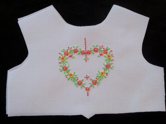 18 Inch size / Farmcookies Embroidered Bodice Front / Lining Included / Sewing for 18" American Girl Doll Clothes