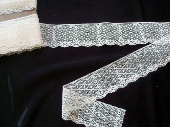 Doll Clothes Lace / 4 Yards Exquisite Cream Flat Lace / Sewing for 18" American Girl Doll Clothes