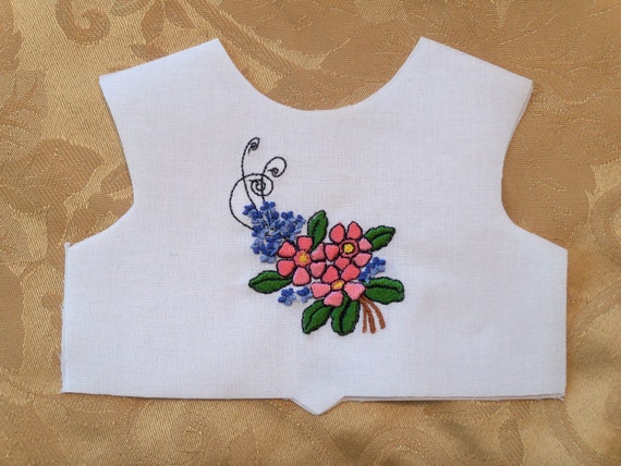 18 Inch size / Farmcookies Embroidered Bodice Front / Lining Included / Sewing for 18" American Girl Doll Clothes