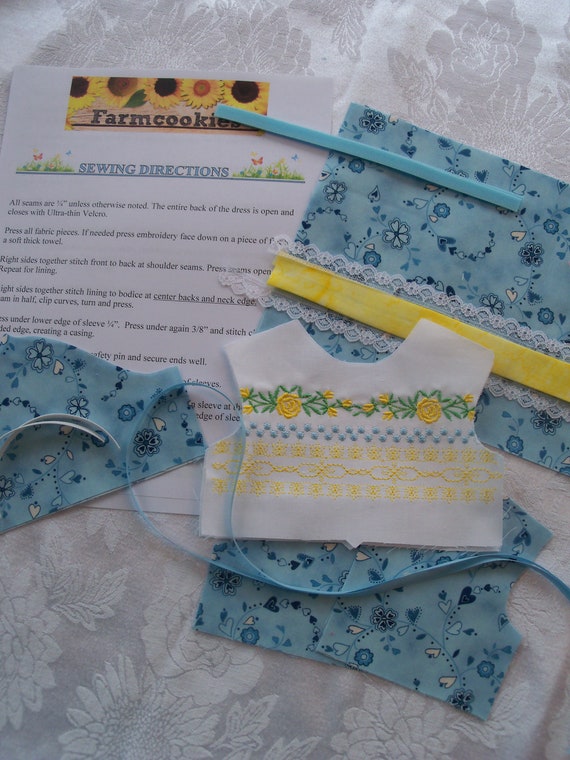 18" Size /COMPLETE SEWING KIT for 18 Inch Doll Clothes / Farmcookies Embroidered Dress Kit / Fits Like American Girl Doll Clothes