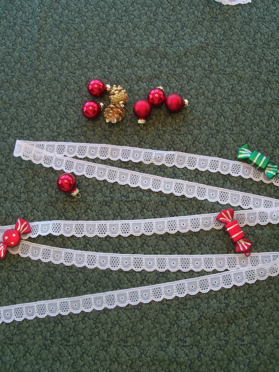 7/8" wide White Picket Fence Lace for Doll Clothes / Doll Clothes Trims by Farmcookies
