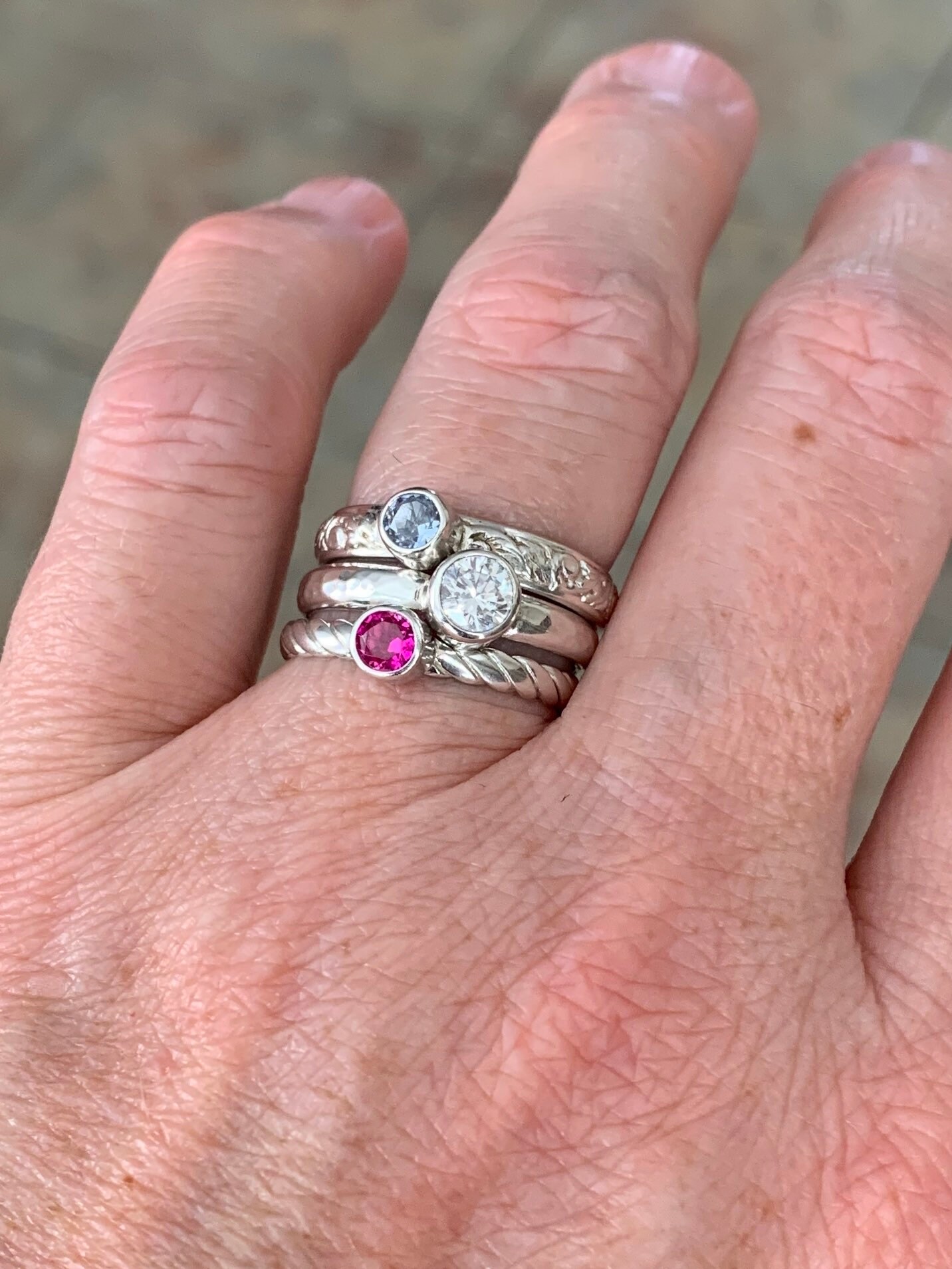 Personalized Mothers Rings With 3 Birthstones For Women 925 Sterling Silver Engraved Family Name Rings For Mother Grandma Anniversary Rings (size 6