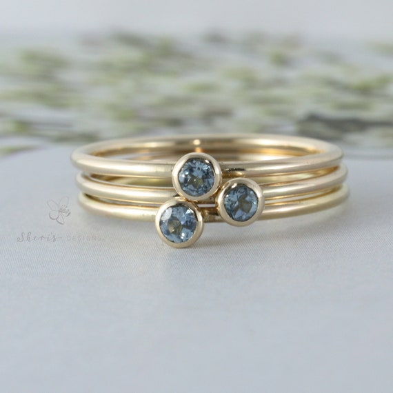 14k Gold Round Bezel Set Birthstone Mother's Family Ring 14k Gold Round Bezel Set Birthstone Mother's Family Ring
