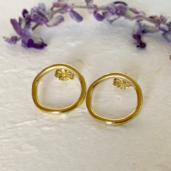 14K Gold circle stud earrings, Gold stud earrings, gold stud earrings shaped as imperfect circles, organic gold studs, delicate studs