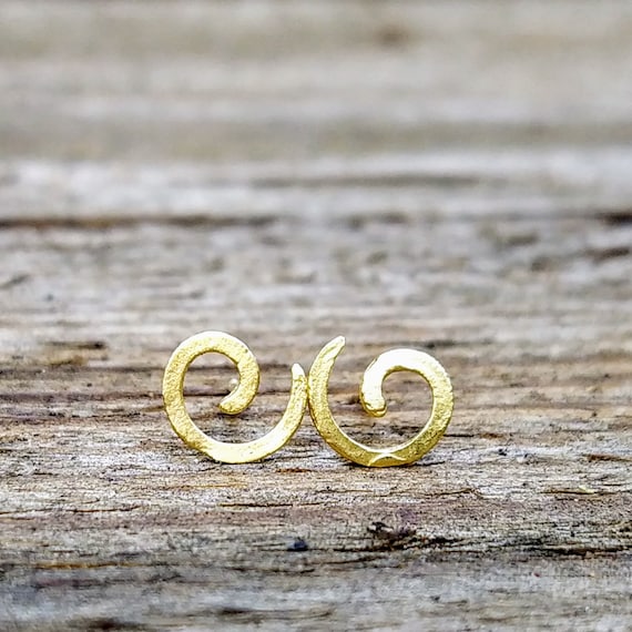 Tiny & Modern 14K Gold Spiral Stud Earring