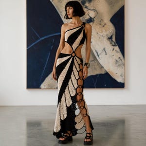 futuristic design dress Futuristic Fashion Designer Carves A Different Kind of Couture