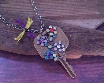 Vintage Key Necklace Metal Flower Garden