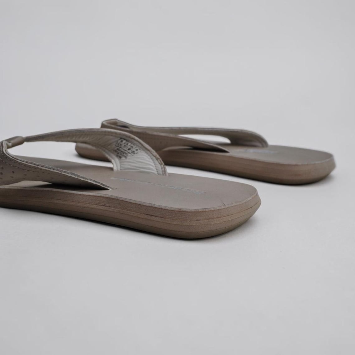 Vintage Puma Black Label Toe Post Thong Sandals Cream Leather UK 6.5, foto 4 di 5