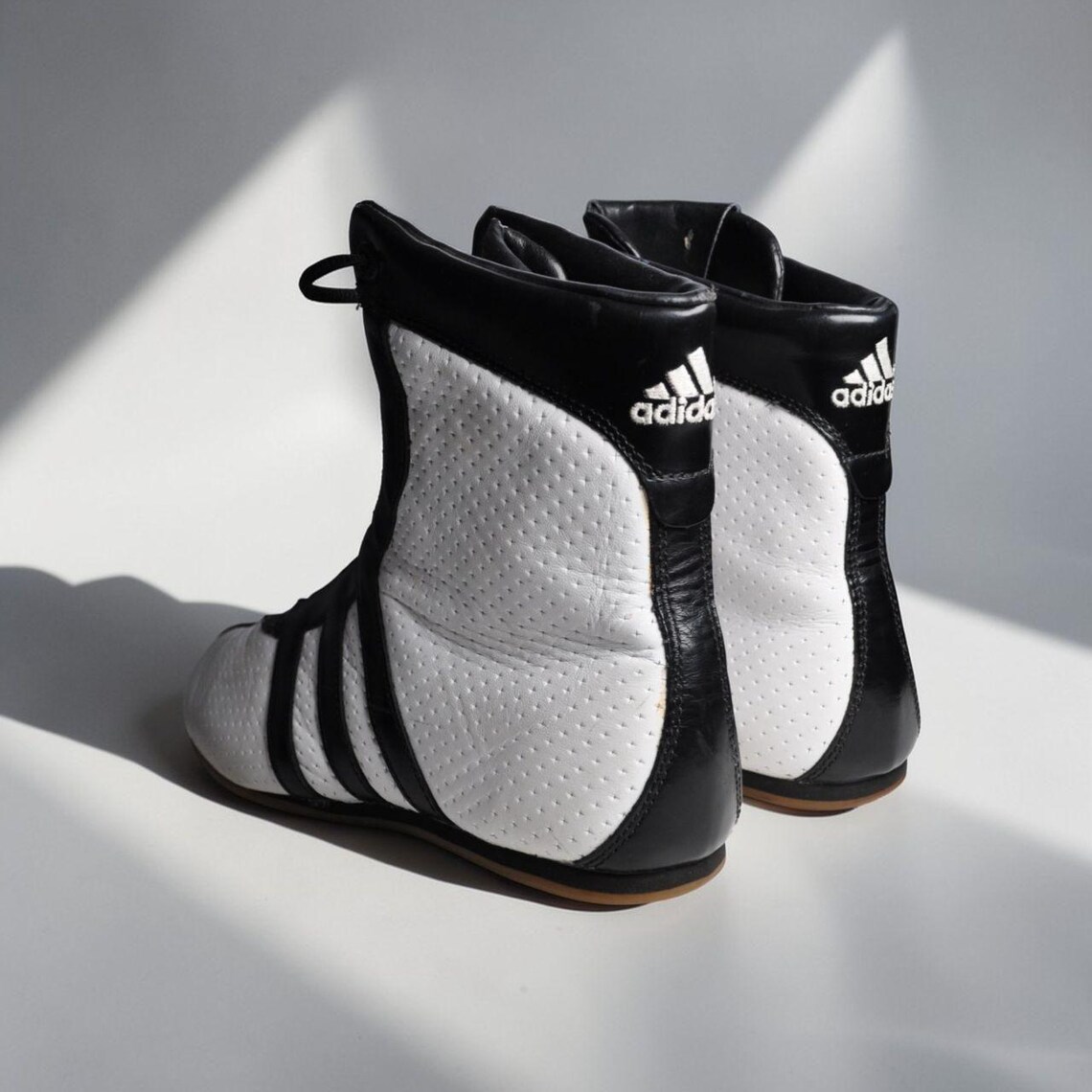 Vintage Adidas Shosan Hi Boxing Boots: Y2K Black White Leather Trainers UK 7, foto 2 di 5