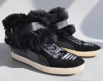 Botas deportivas altas vintage Puma x Alexander McQueen negras con pelo de poni y piel, talla UK 4