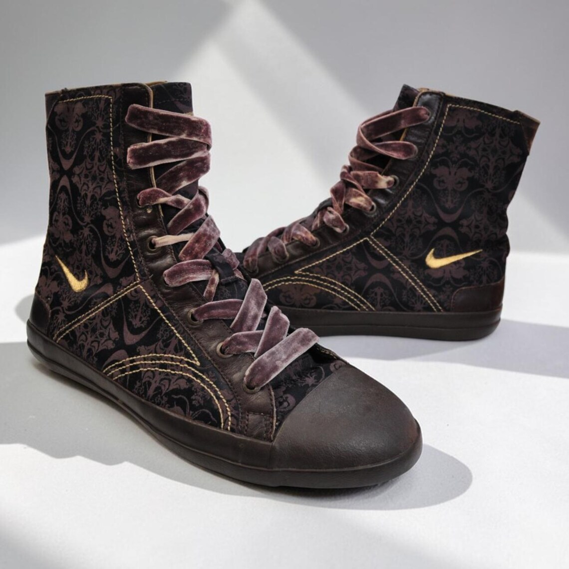Rare Nike Sixton Mid Trainers: Brown Leather, Baroque Velvet, Y2K Vintage (UK 5.5), foto 2 di 5