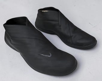 Vintage Nike Kyoto Slip On Yoga Trainers Black PU Y2K Sneakers Flats UK 6