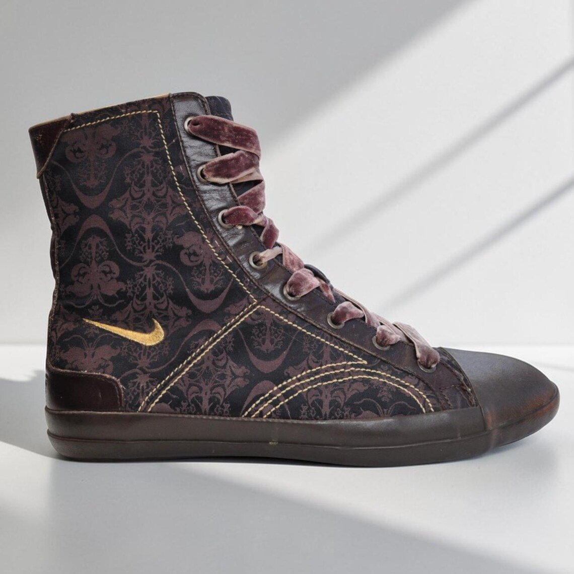 Rare Nike Sixton Mid Trainers: Brown Leather, Baroque Velvet, Y2K Vintage (UK 5.5), foto 4 di 5