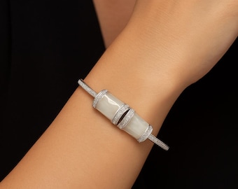 Opaline Grace – 925 Sterling Silver Kada Bracelet with Mother of Pearl