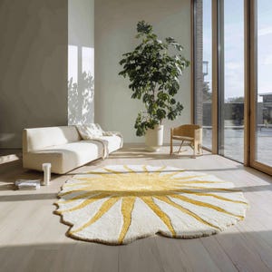 Daisy Flower Rug, Handmade Wool Rug with Yellow and White Petals