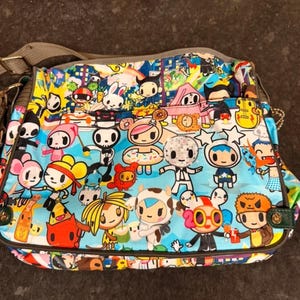 Tokidoki crossbody bag with original keychain image 4