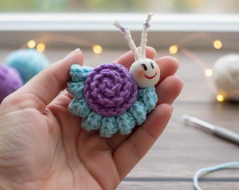 Crochet Snail Keychain Pattern PDF – Amigurumi Beginner Pattern – Miniature Plush – Easy Download
