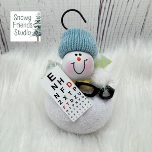 Eye Doctor Ornament, Optometrist Ornament, Ophthalmologist Gift, Custom Eye Clinic Staff Gift, Eye Chart, New Glasses Christmas Ornament