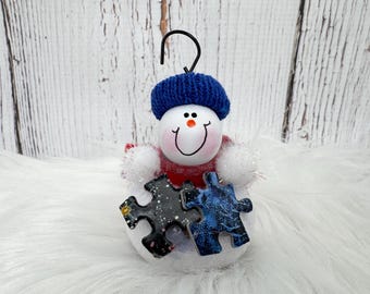 Puzzle Lover Christmas Ornament, Puzzle Piece Ornament, Loves Puzzles, Retirement Gift Idea, Personalized Puzzle Gift, Funny Puzzle Gift