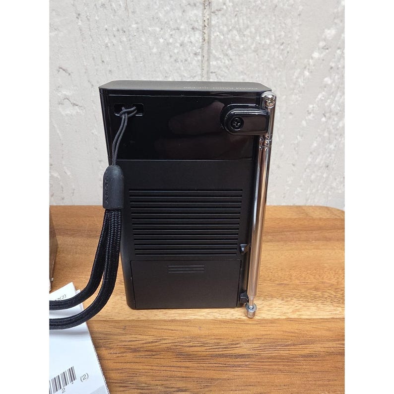Discontinued Analog Sony ICF-P26 Portable Pocket FM/AM Radio w/ Speaker Works! image 4