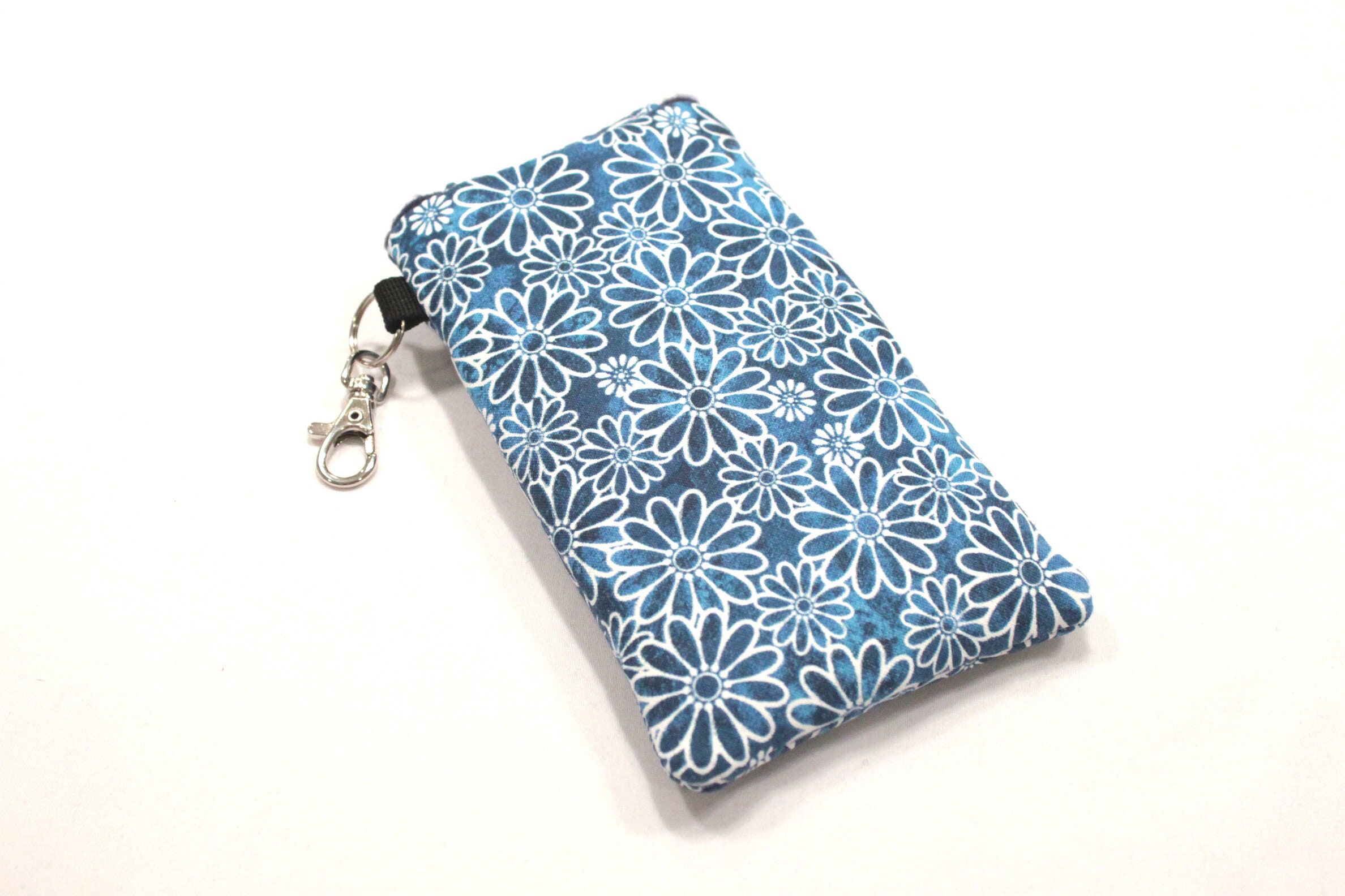iphone max pouch