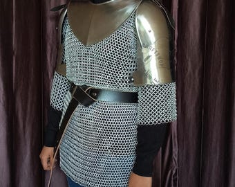 Espaldeiras medievais de aço com gola - Armadura de aço calibre 18 para feiras renascentistas, LARP e reconstituição histórica.