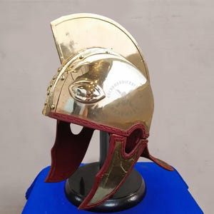 Casco romano tardío: Latón de calibre 18 con forro de cuero para eventos de rol en vivo (LARP).