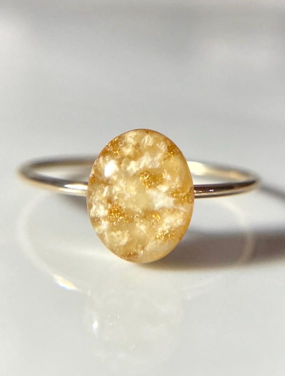 Memorial Ring: 14k Gold-filled ring with your flowers preserved