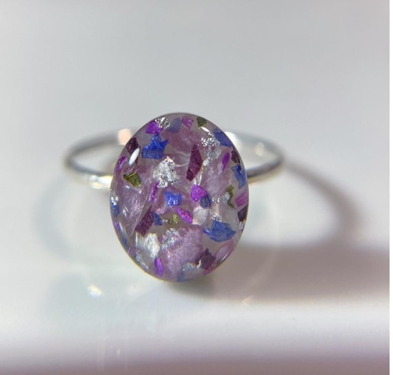 Custom Floral Oval Ring: .925 Sterling Silver jewelry with your flowers preserved