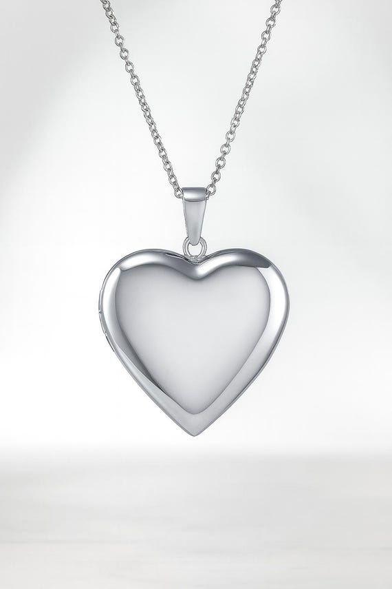 Sterling Silver Bridal Locket: Wedding Flower Keepsake