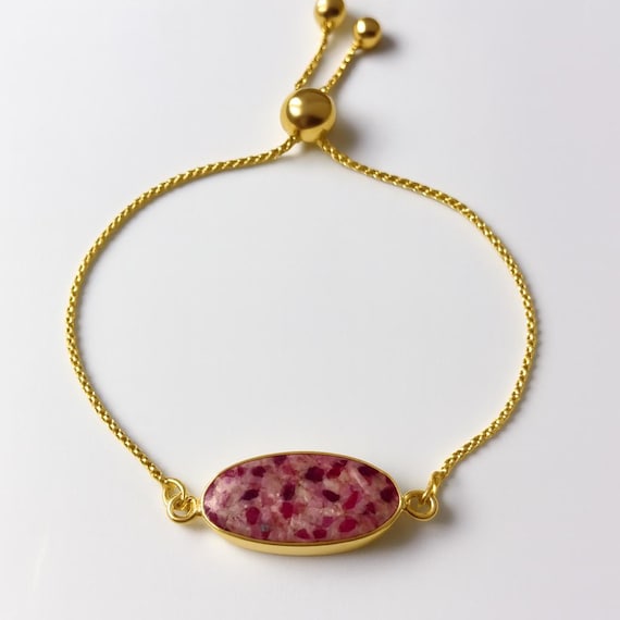 14K Yellow Gold Diamond-Cut Wheat Chain Bracelet: Custom Resin Floral