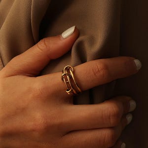 925 sterling silver Three - Ring Linked Ring with Full - Circumference Plain Triple ring Exquisite Trendy Jewelry for Fashion Enthusiast