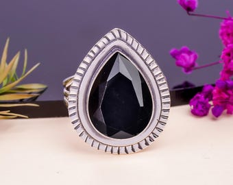 Ring van 925 sterlingzilver met zwarte onyx: handgemaakte edelsteen, sieraad, cadeau voor haar