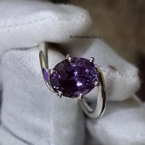 Alexandrite Silver Ring, 925 Sterling Silver, Colour Changing Stone, Handmade Ring, Statement Ring, Gorgeous Ring, Gift For Her