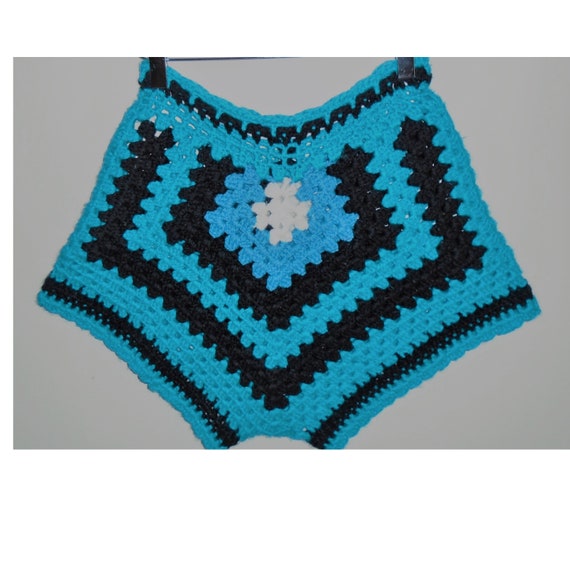 Striped Crochet Woman Shorts Beach 